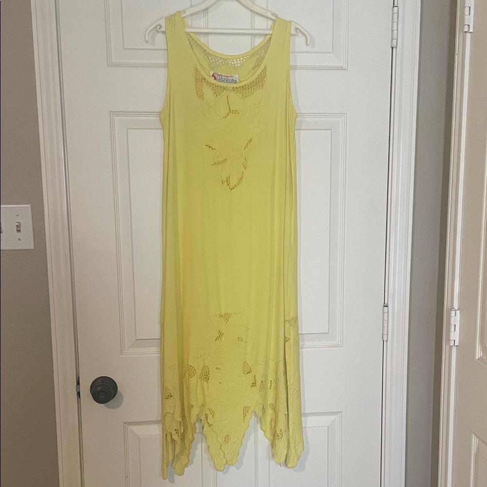 Elegant Yellow Dress